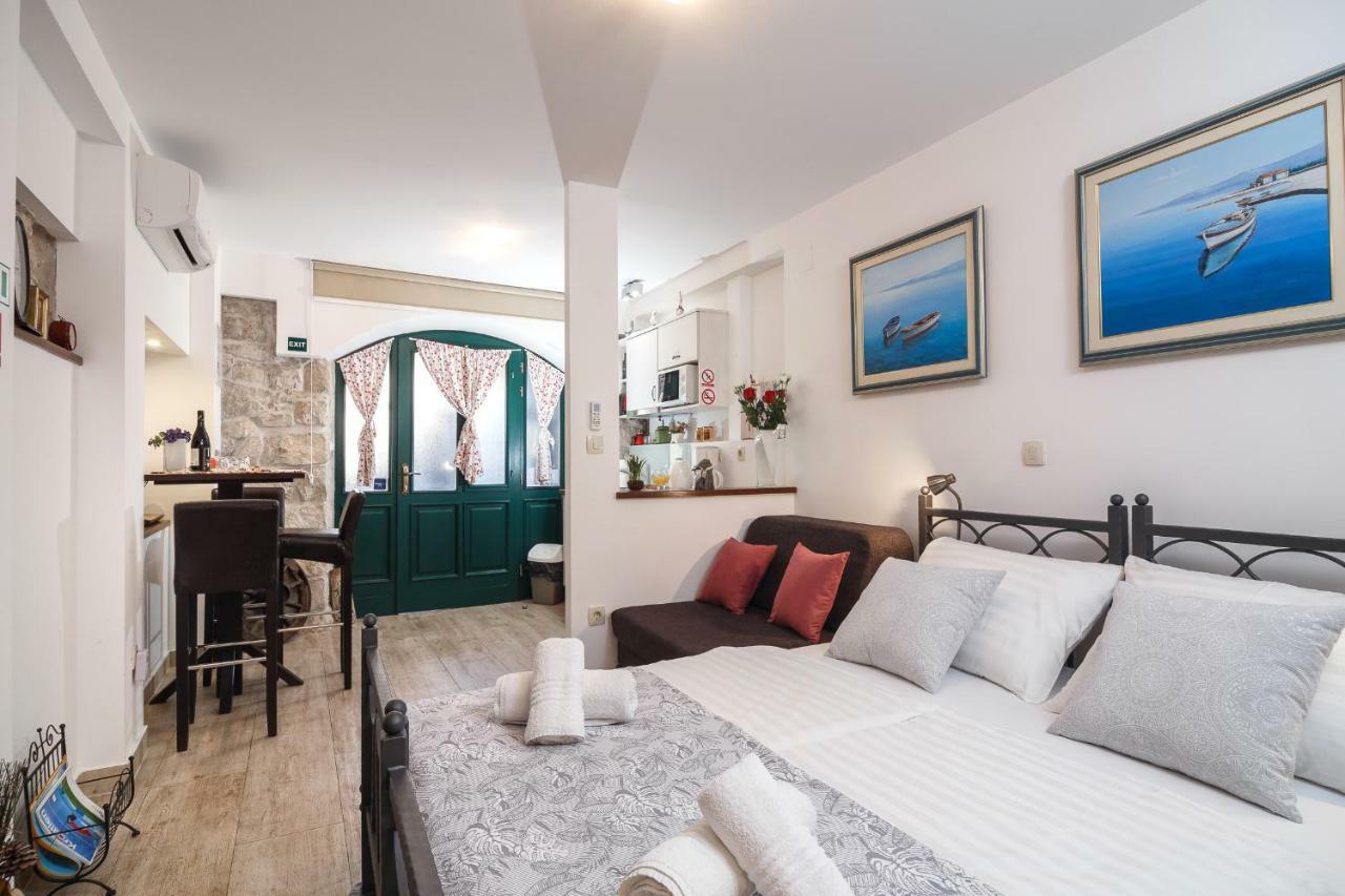 Apartments Villa Cambi Split Luaran gambar