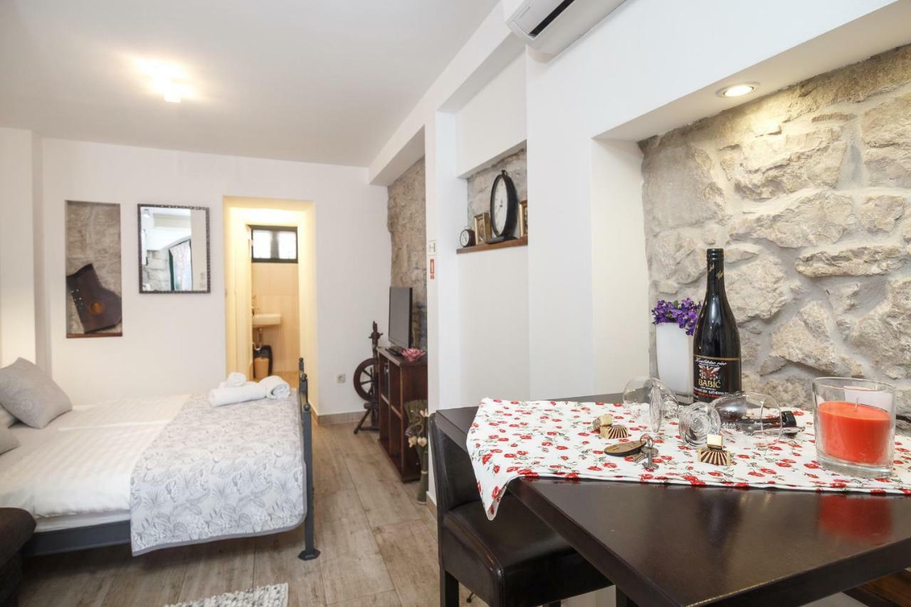 Apartments Villa Cambi Split Luaran gambar